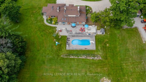 16365 Bathurst Street, Newmarket, ON - Outdoor With In Ground Pool With View