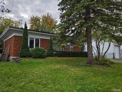 Façade - 142 Rue St-Maurice, Saint-Jean-Sur-Richelieu, QC - Outdoor