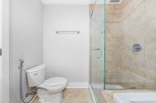 Salle de bains - 405-2020 100E Avenue, Laval (Chomedey), QC - Indoor Photo Showing Bathroom