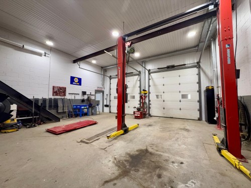 Garage - 167 Route 283, Saint-Fabien-De-Panet, QC - Indoor Photo Showing Garage