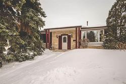 333 Dowling AVE  Winnipeg, MB R2C 3L8
