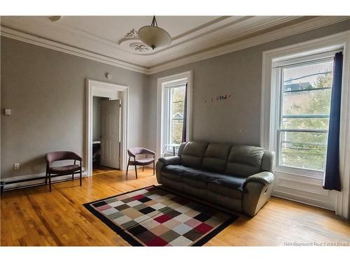 112 Queen St, Saint John, NB 