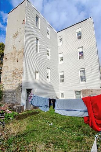 112 Queen St, Saint John, NB 
