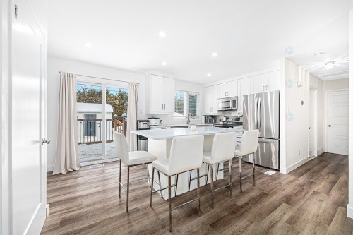 Cuisine - 586 Rue Louis-Cousineau, Gatineau (Aylmer), QC - Indoor Photo Showing Kitchen With Upgraded Kitchen