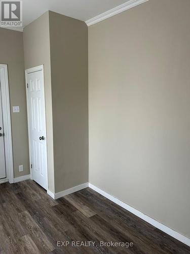 553 Quebec Street, London East, ON - Indoor Photo Showing Other Room