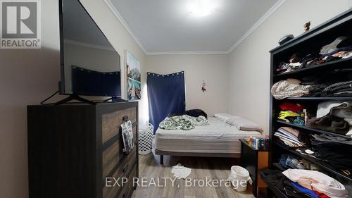 553 Quebec Street, London East, ON - Indoor Photo Showing Bedroom