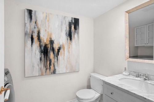 Powder room - 506-4460 Ch. Des Cageux, Laval (Chomedey), QC - Indoor Photo Showing Bathroom