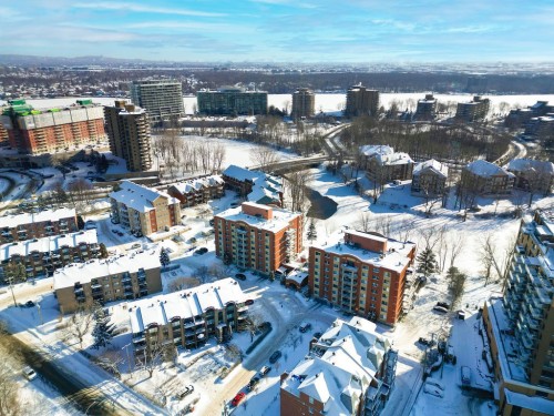 Aerial View - 506-4460 Ch. Des Cageux, Laval (Chomedey), QC - Outdoor With View