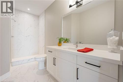 159 Craddock Boulevard, Jarvis, ON - Indoor Photo Showing Bathroom