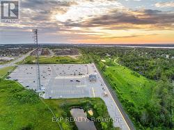 15-Minute Walk to GO Station - 