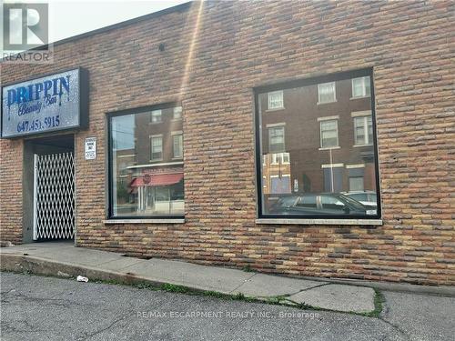 707 Barton Street E, Hamilton, ON 