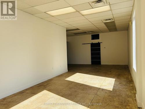 707 Barton Street E, Hamilton, ON 