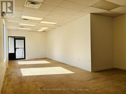 707 Barton Street E, Hamilton, ON 