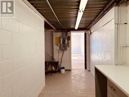 707 Barton Street E, Hamilton, ON 