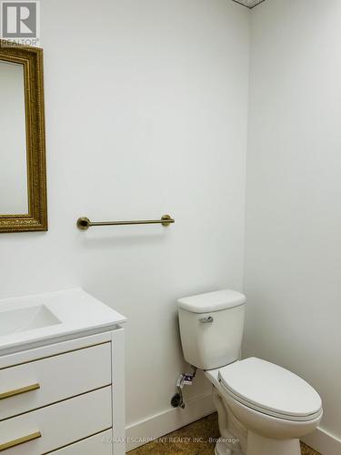 707 Barton Street E, Hamilton, ON 