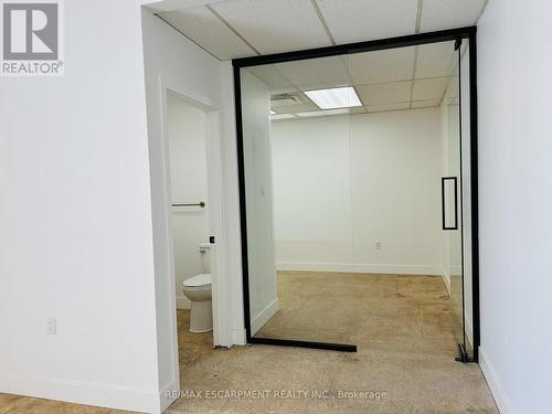 707 Barton Street E, Hamilton, ON 