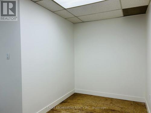 707 Barton Street E, Hamilton, ON 