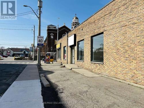 707 Barton Street E, Hamilton, ON 