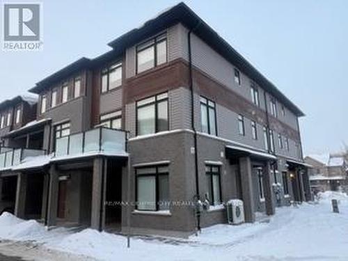 22 - 3260 SINGLETON AVENUE  London South (South W), ON N6L 0E7