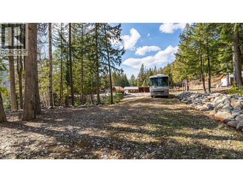 7470 3 Highway, Kitchener, BC - Outdoor With View