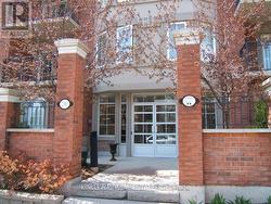 405 - 2300 PARKHAVEN BOULEVARD  Oakville, ON L6H 6V9