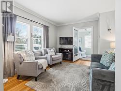 A charming bungalow in Port Dalhousie - 