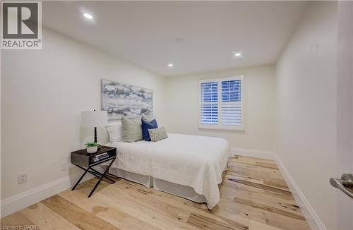 38 Academy Crescent, Waterloo, ON - Indoor Photo Showing Bedroom