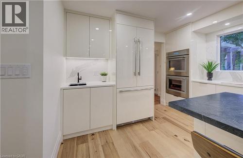 38 Academy Crescent, Waterloo, ON - Indoor