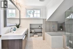 Frameless Glass Shower W/Rainhead - 