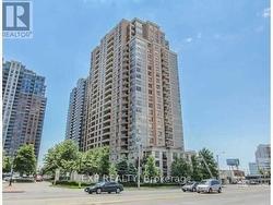 2024 - 5233 DUNDAS STREET  Toronto, ON M9B 6M1