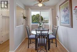 Kitchen Eating Nook - 