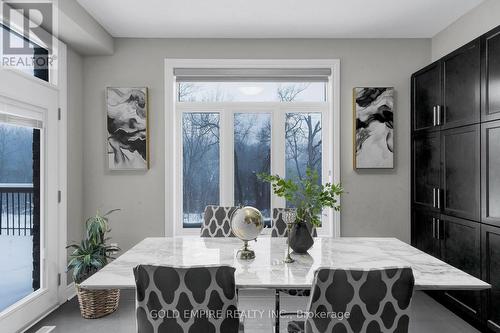 2605 Seven Oaks Ridge, London South (South U), ON - Indoor