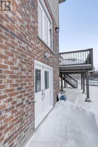 2605 Seven Oaks Ridge, London South (South U), ON - Outdoor