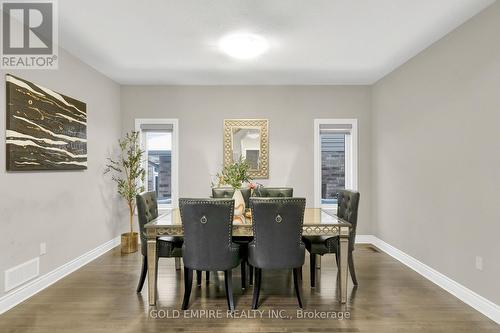 2605 Seven Oaks Ridge, London South (South U), ON - Indoor Photo Showing Dining Room