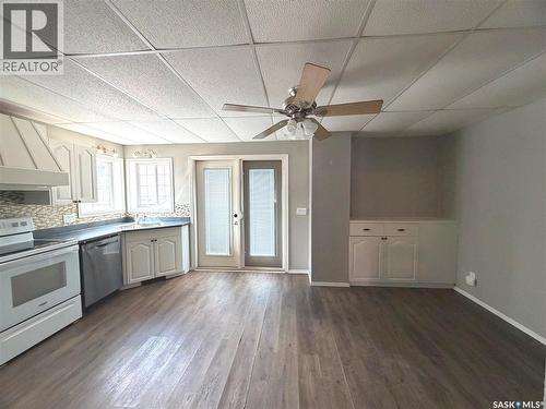 324 Main Street, Balcarres, SK - Indoor Photo Showing Kitchen