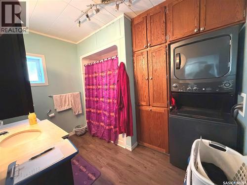 324 Main Street, Balcarres, SK - Indoor Photo Showing Laundry Room