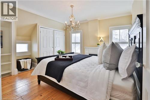 455 Nelson Avenue, Burlington, ON - Indoor Photo Showing Bedroom