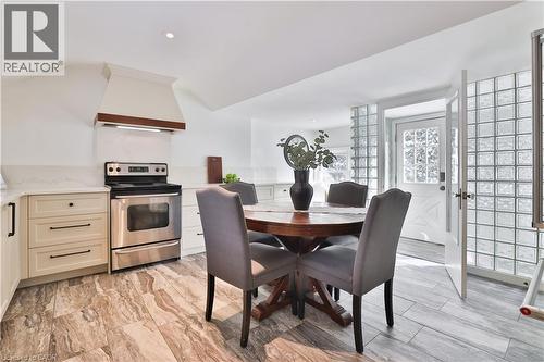 455 Nelson Avenue, Burlington, ON - Indoor Photo Showing Dining Room