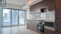 2612 - 3 CONCORD CITYPLACE WAY  Toronto, ON M5V 0X4