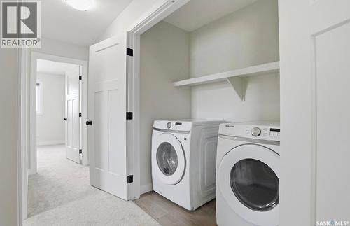 186 Mazurek Crescent, Saskatoon, SK - Indoor Photo Showing Laundry Room