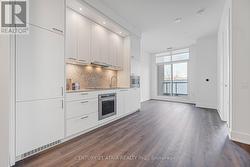 209 - 858 DUPONT STREET  Toronto, ON M6G 0C1