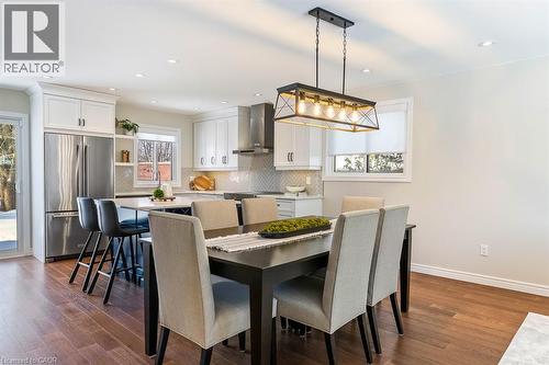 720 Mullin Way, Burlington, ON - Indoor Photo Showing Dining Room