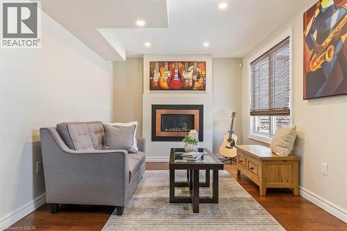 720 Mullin Way, Burlington, ON - Indoor With Fireplace