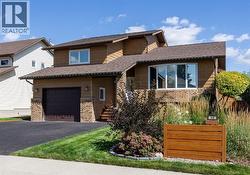 32 Rideau Close SW  Airdrie, AB T4B 1A6