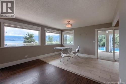 3940 Angus Drive, West Kelowna, BC - Indoor
