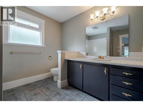 3940 Angus Drive, West Kelowna, BC - Indoor Photo Showing Bathroom