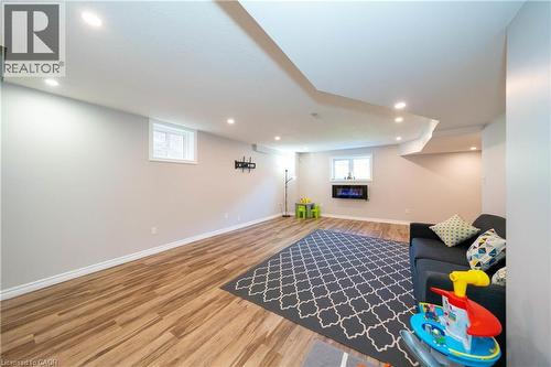 335 Falling Green Crescent, Kitchener, ON - Indoor