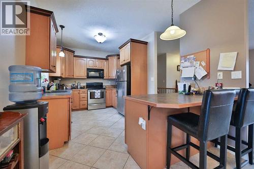 501 6 Avenue, Warner, AB - Indoor Photo Showing Kitchen