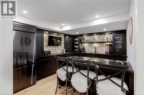 18 Elder Crescent, Ancaster, ON - Indoor Photo Showing Kitchen
