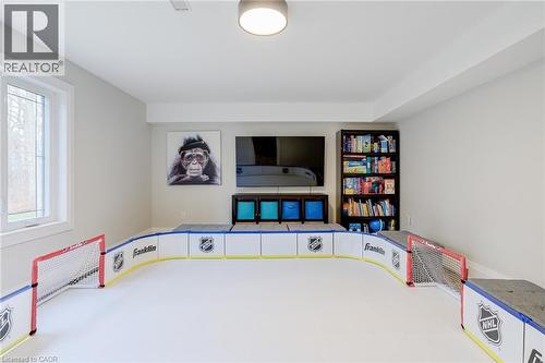 18 Elder Crescent, Ancaster, ON - Indoor